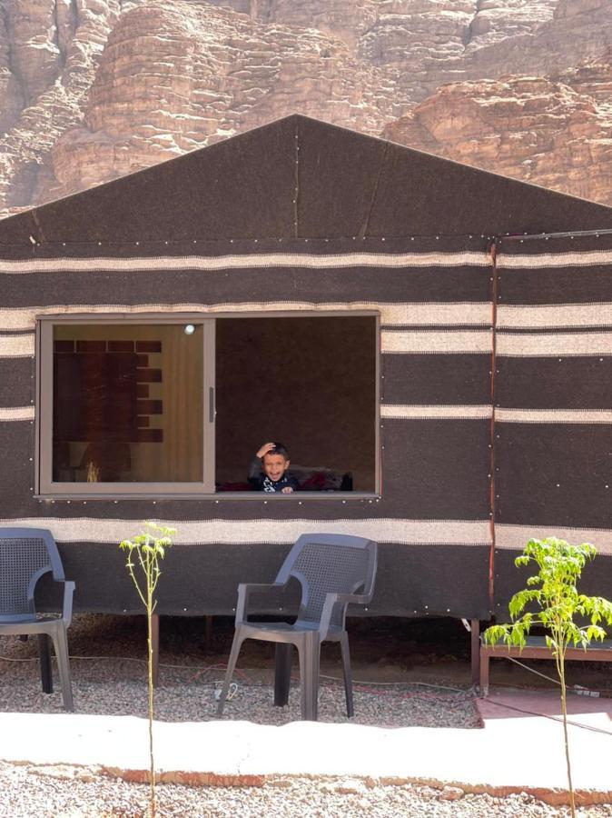 Wadi Rum Oryx Hostel & Tours Exteriör bild