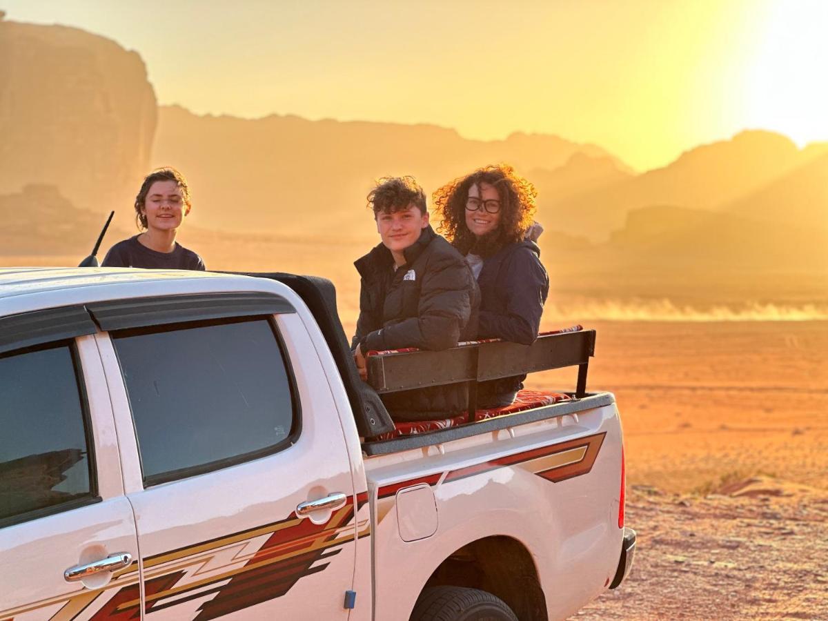 Wadi Rum Oryx Hostel & Tours Exteriör bild