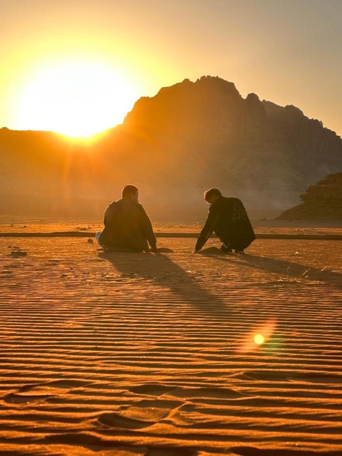 Wadi Rum Oryx Hostel & Tours Exteriör bild